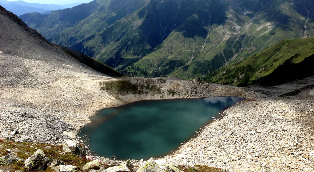 ansoo-lake
